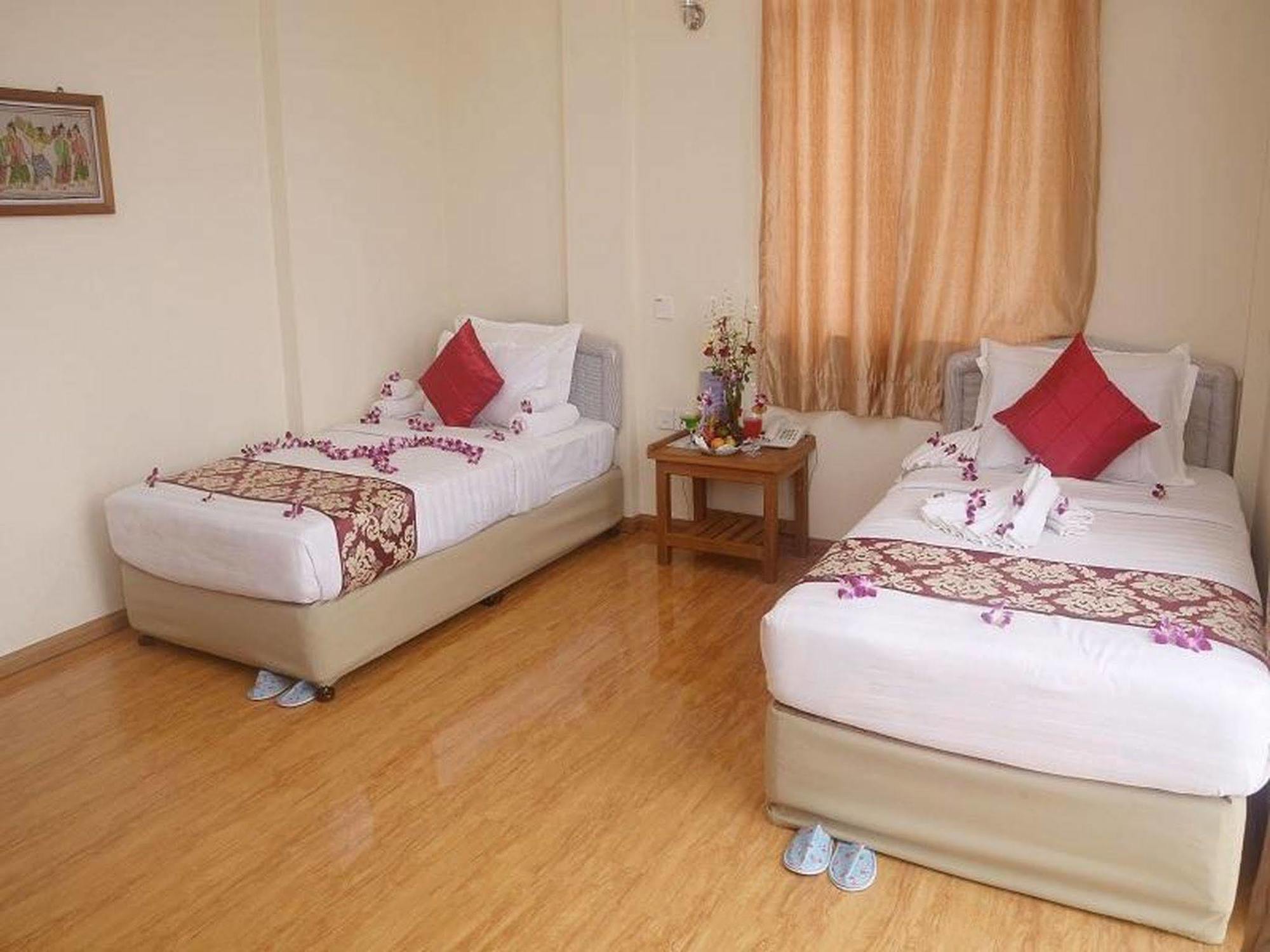 Diamond Crown Hotel Dawei Exteriér fotografie